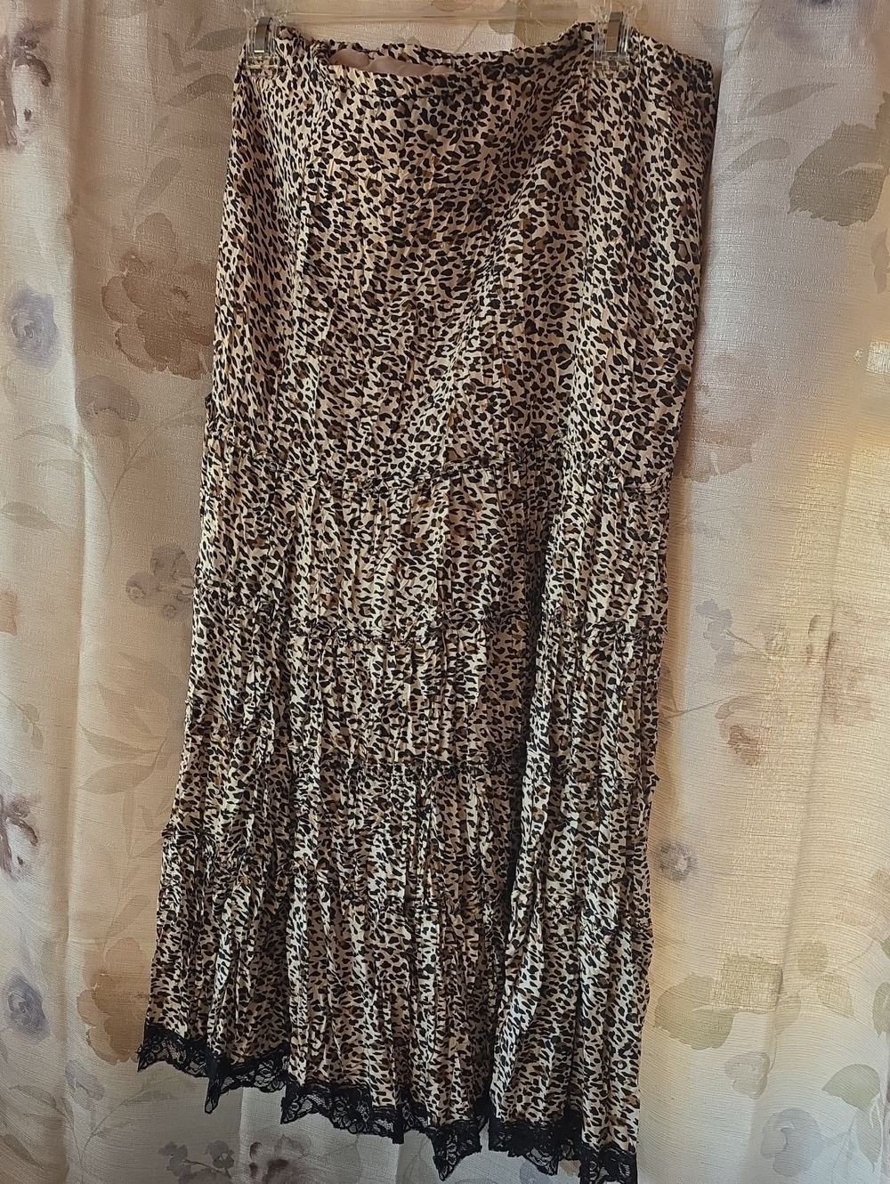 Leopard Print Tiered Midi Skirt with Black  Lace Trim No Tag Sz L/Xl